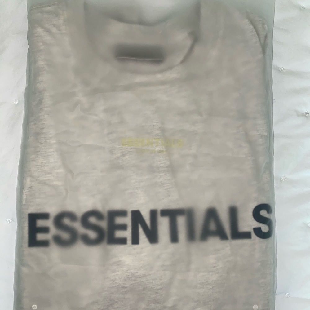 *SOLD*** Essentials SS20 Tees - Picture 2 of 5